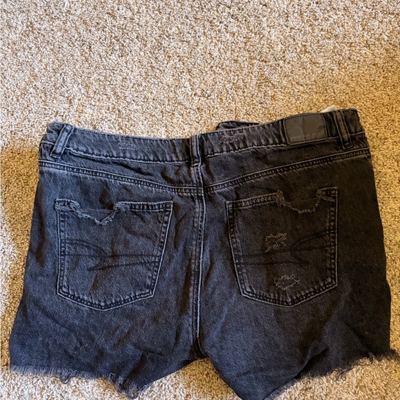 American eagle Distressed Black Denim Shorts - Picture 4 of 4